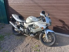Honda VTR 1000F. 1 000����. ��., ��������, ���������, ������ �� �� ����