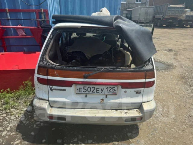 Mitsubishi Chariot. EN33W, 4G63 ����