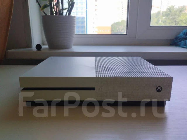 Microsoft Xbox One S ����