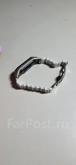 Xiaomi Mi Band 4 ����