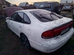 Mazda 626 ����