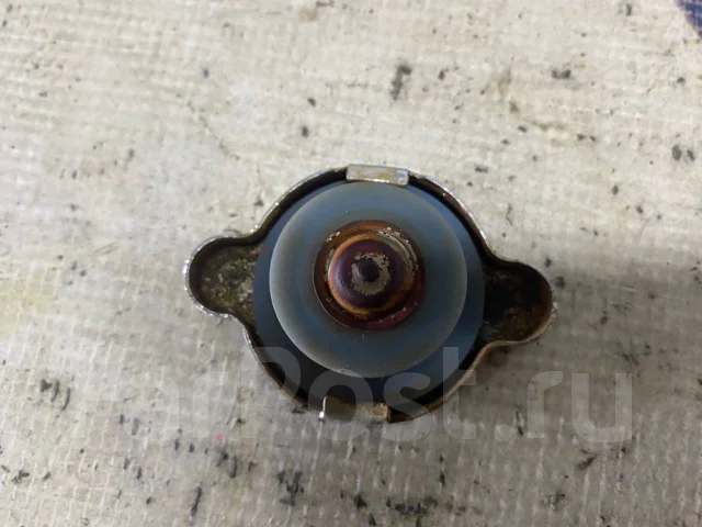 ������ ��������� TRD 16401-71010 ����