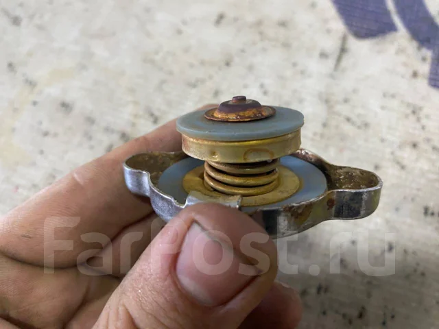 ������ ��������� TRD 16401-71010 ����