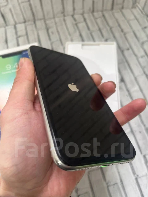Apple iPhone X. �/�, 64 ��, �����, 4G LTE ����
