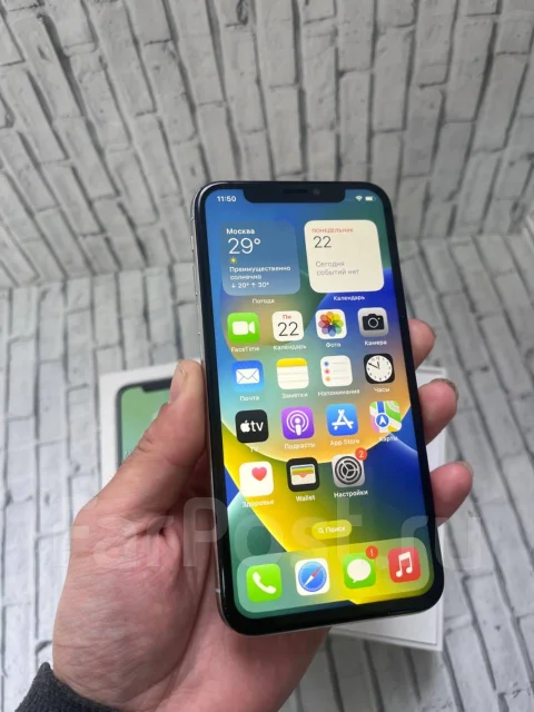 Apple iPhone X. �/�, 64 ��, �����, 4G LTE ����