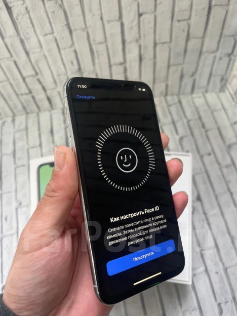 Apple iPhone X. �/�, 64 ��, �����, 4G LTE ����