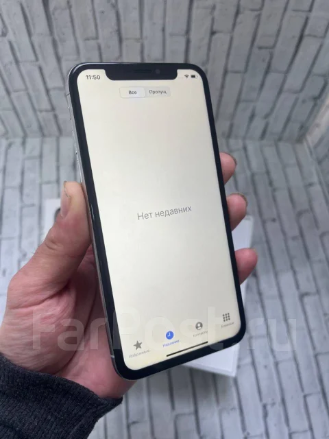 Apple iPhone X. �/�, 64 ��, �����, 4G LTE ����