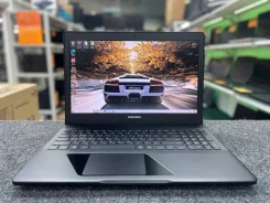 Samsung. 15.6", 2,5����, ��� 16 ��, WiFi: 1, Bluetooth: 1. ��� ����� �� ������������ ����