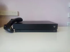 Microsoft Xbox One X. ��� ����� �� ������� ����