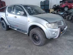 Mitsubishi L200. KB4T, 4D56U ����