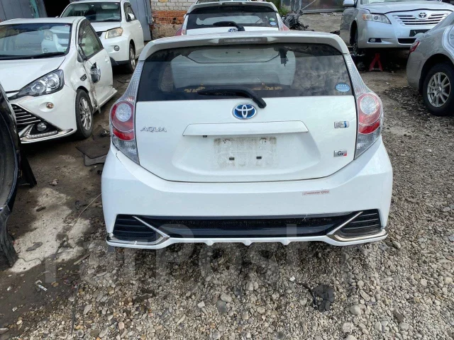 Toyota Aqua. NHP10, 1NZFXE ����