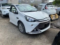 Toyota Aqua. NHP10, 1NZFXE ����