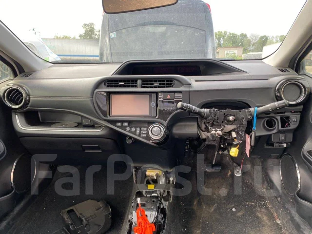 Toyota Aqua. NHP10, 1NZFXE ����