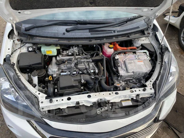 Toyota Aqua. NHP10, 1NZFXE ����