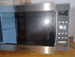 Panasonic. NN GD588S ����