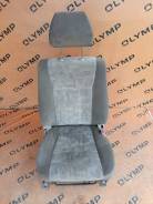  Toyota Land Cruiser 2000 714106A460 UZJ100 2UZ-FE,   714106A460 