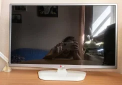 LG 28LB498U. LED ����