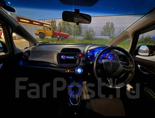 Honda Fit Shuttle. ��������, ��������, 1.3 (88��.�.), ������, 117����. �� ����