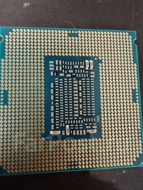 Intel Core i3-9100F ����