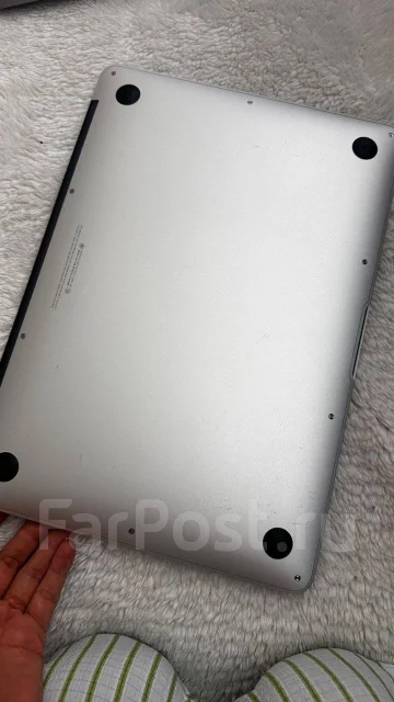 Apple MacBook Air 13 2017 Mid. 13", 1,8����, ��� 8 ��, ���� 128���, WiFi: 1, Bluetooth: 1 ����