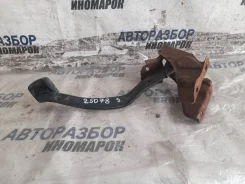 ������ ������� Nissan Primera (P10) FHP10, HNP10, HP10, P10, W10, P10 1990 - 1996 4650161J00 4650161J00 ����