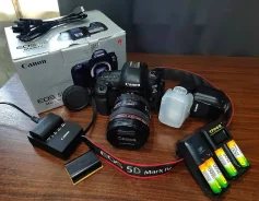 Canon EOS 5D Mark IV Body ����