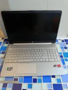 HP 15s. 15.6", ��� 8 ��, ���� 256���, WiFi: 1, Bluetooth: 1, ����������� �� 2��. ����