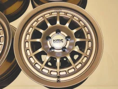 MLJ KMC KM719 Canyon. 8.0x17", 5x114.3, ET35. ��� ����� �� ������������ ����