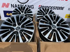 Toyota. 7.0x16", 6x130, ET45 ����