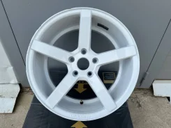 Vossen CV3-R. 8.0x17", 5x114.3, ET30, �� 73,1���. ����
