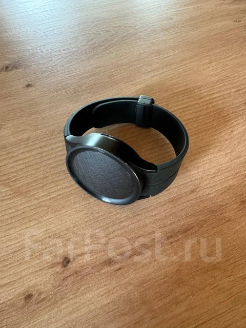 Samsung Galaxy Watch5 Pro. GPS, NFC, IP67, IP68 ����