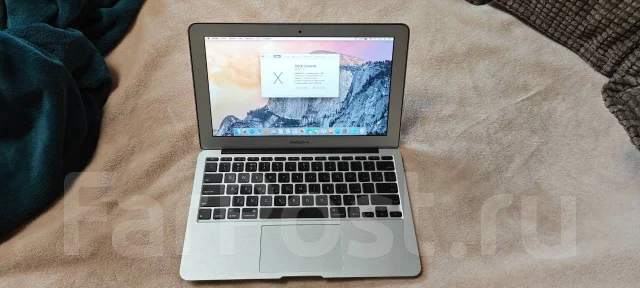 Apple MacBook Air 11 2010 Late MC505. 11", 1����, ��� 4 ��, ���� 128���, WiFi: 1, Bluetooth: 1, ����������� �� 8��. ����