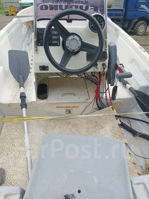 Yamaha. 1998 ���, ����� 3,3��., ��������� ���������, 9,8��.�., ������ ����