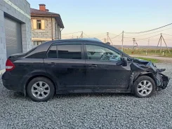 Nissan Tiida. SC11X, HR16DE ����