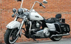 Harley-Davidson Road King. 1 690����. ��., ��������, ���������, ������ �� �� ����