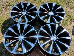 Venerdi. 8.5x20", 5x114.3, ET35 ����