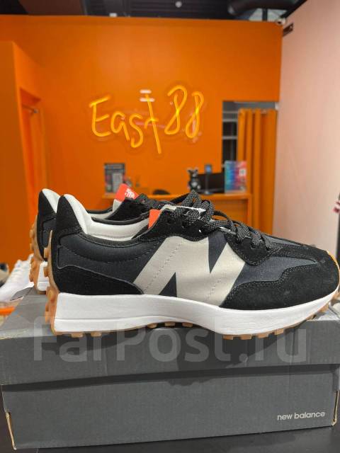 New Balance 327 Black Grey 43 43 8 600