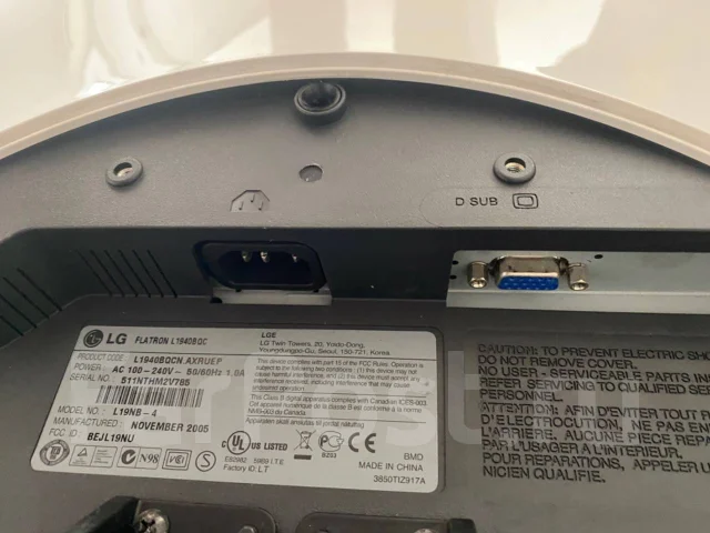 LG. 19", ���������� �� (LCD, LED, QLED) ����