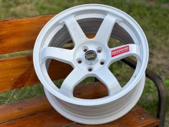 RAYS Volk Racing TE37. 7.0x15", 5x100, ET30, �� 73,1���. ����