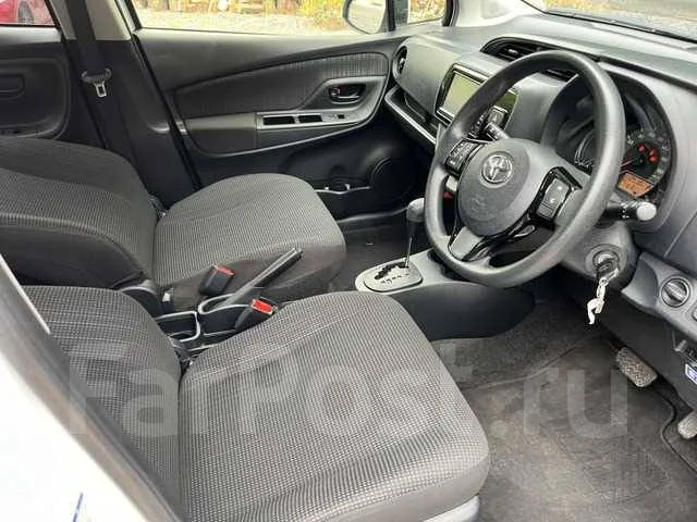 Toyota Vitz. ��������, ��������, 1.3 (99��.�.), ������, �/�. ��� ����� �� ������������ ����