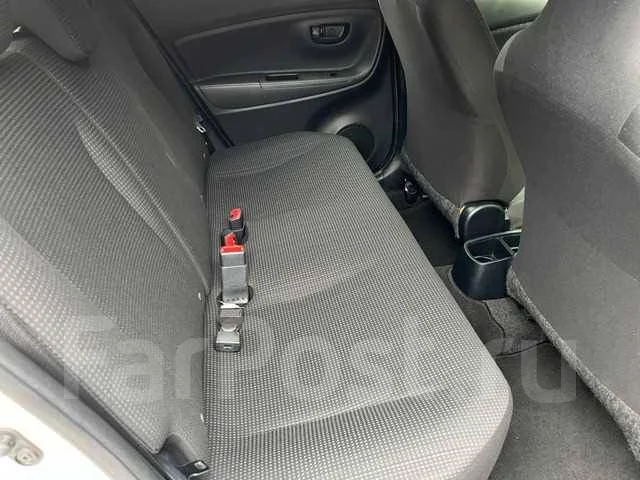 Toyota Vitz. ��������, ��������, 1.3 (99��.�.), ������, �/�. ��� ����� �� ������������ ����