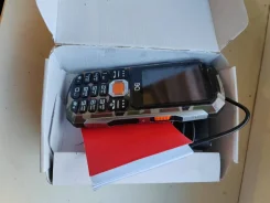 BQ BQ-2432 Tank SE. �����, �� 8 ��, �������, Dual-SIM ����