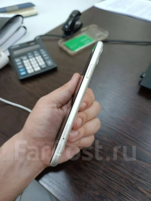 Apple iPhone 11. �/�, 64 ��, �����, 3G, 4G LTE, 5G, Dual-SIM, ����������, NFC ����