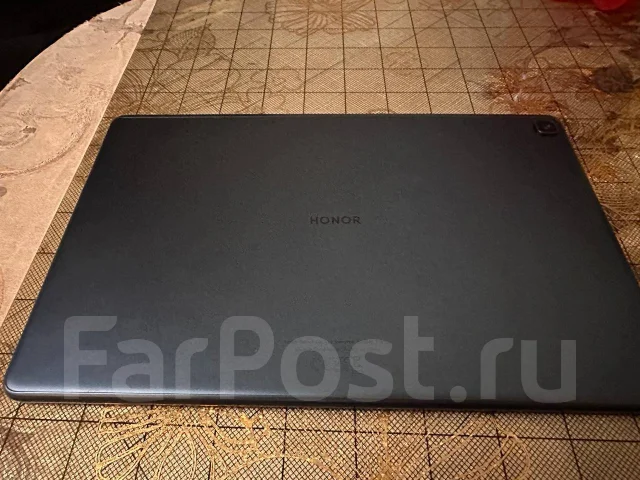 Honor Pad X8. ������ 64 �� ����