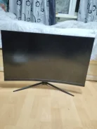 MSI. 31.5", ���������� OLED ����