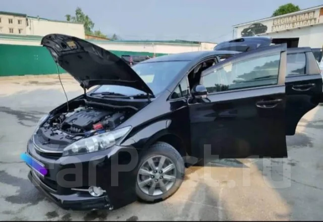 Toyota Wish. ��������, 4wd, 1.8 (130��.�.), ������, 147 700����. �� ����