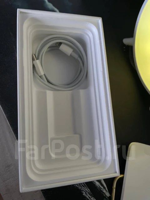 Apple iPhone 11. �/�, 128 ��, ������, 3G, 4G LTE, 5G, Dual-SIM, ����������, NFC ����