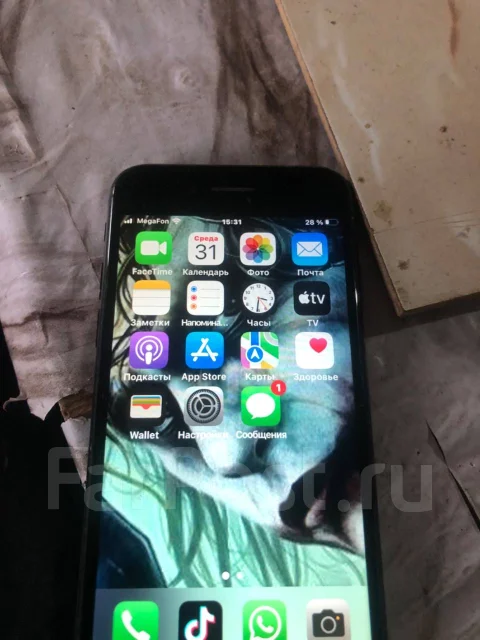 Apple iPhone 7. �/�, 32 ��, ������, 4G LTE ����