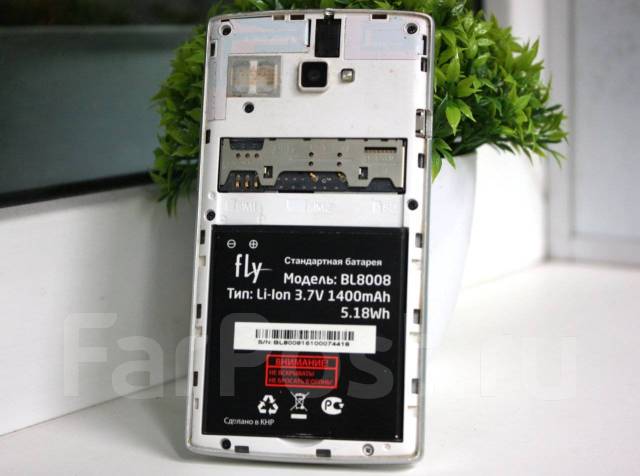 Fly FS401 Stratus 1. �/�, �� 8 ��, �����, Dual-SIM ����