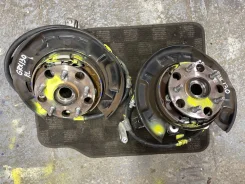 ������� ������ ������/����� Toyota (����������� ��������) 42304-30100 ����